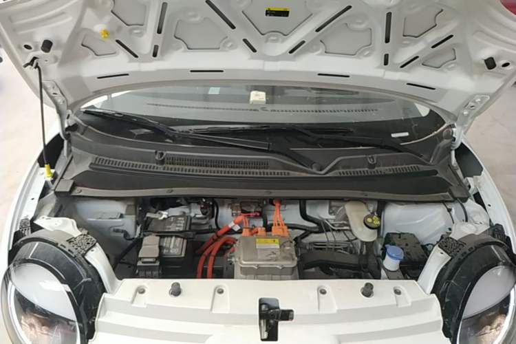 Used CHANGAN NEVO Lumin 2025 205 km Xiangqin Version Engine Bay