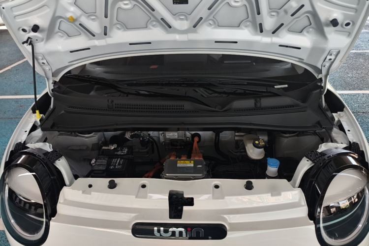 Used CHANGAN NEVO Lumin 2025 301km Honey Dew Edition Engine Bay