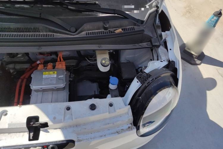 Used CHANGAN NEVO Lumin 2025 205 km Xiangqin Version Engine Bay Left