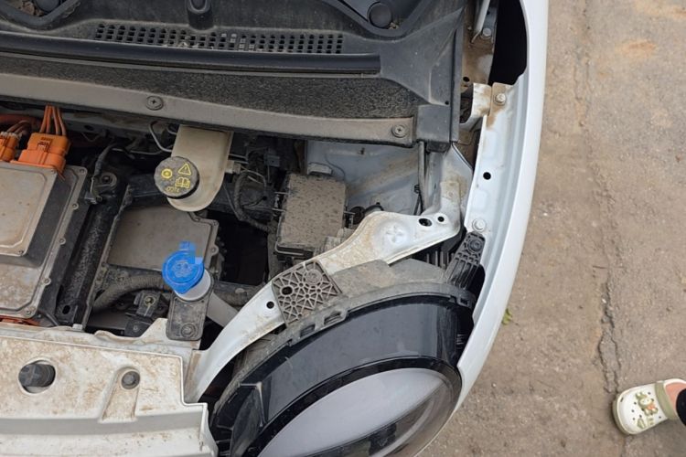 Used CHANGAN NEVO Lumin 2025 205 km Xiangqin Version Engine Bay Left