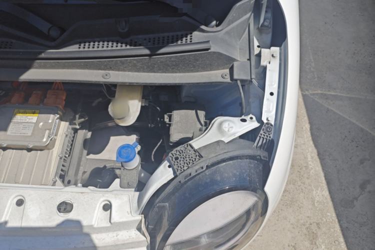 Used CHANGAN NEVO Lumin 2025 205 km Xiangqin Version Engine Bay Left
