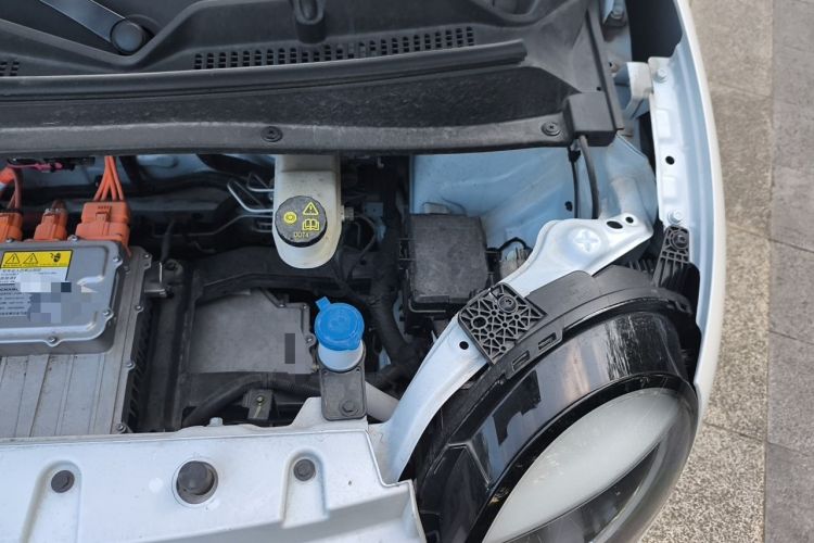 Used CHANGAN NEVO Lumin 2025 205 km Xiangqin Version Engine Bay Left