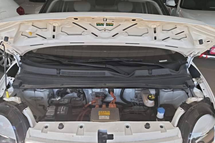 Used CHANGAN NEVO Lumin 2025 205km Refreshing Edition Engine Bay