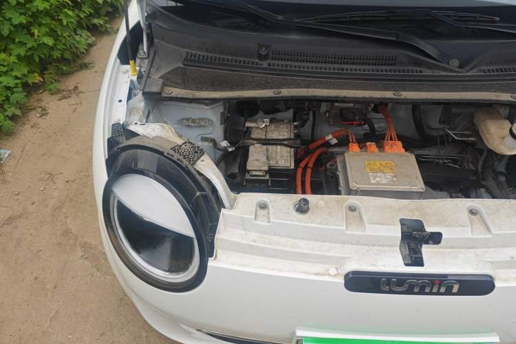 Used CHANGAN NEVO Lumin 2025 205 km Xiangqin Version Engine Bay Right