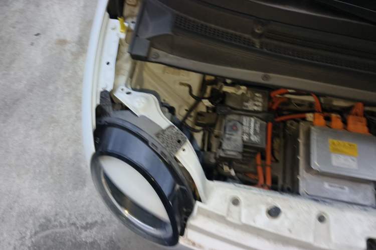 Used CHANGAN NEVO Lumin 2025 205 km Xiangqin Version Engine Bay Right