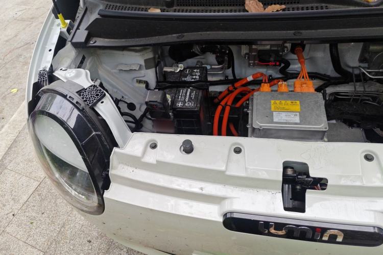 Used CHANGAN NEVO Lumin 2025 301km Honey Dew Edition Engine Bay Right