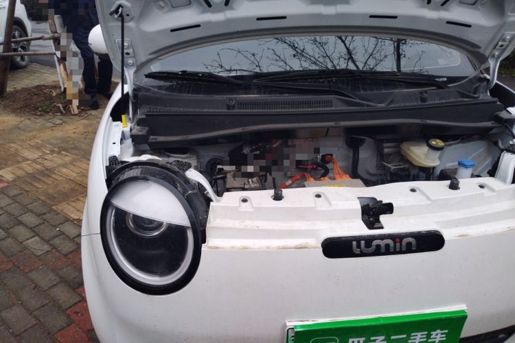 Used CHANGAN NEVO Lumin 2025 205 km Xiangqin Version Engine Bay Right
