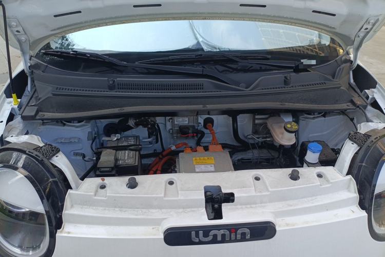 Used CHANGAN NEVO Lumin 2025 301km Honey Dew Edition Engine Bay
