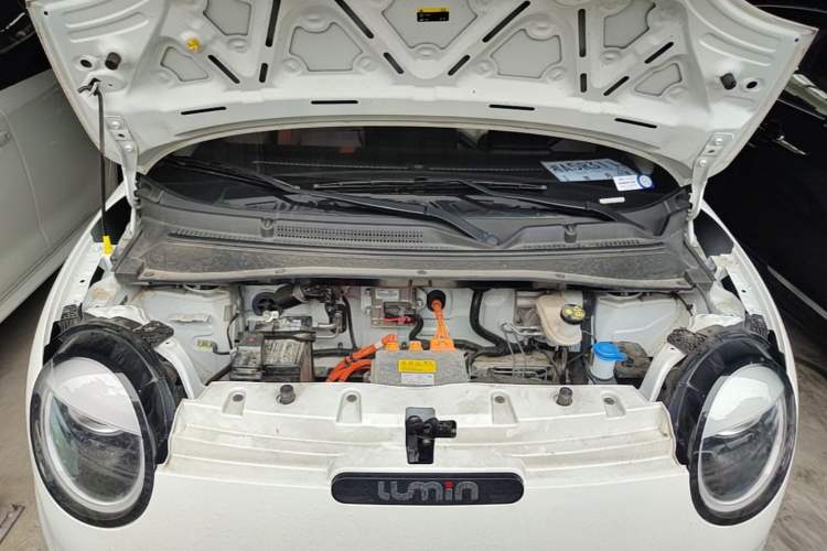Used CHANGAN NEVO Lumin 2025 301km Honey Dew Edition Engine Bay