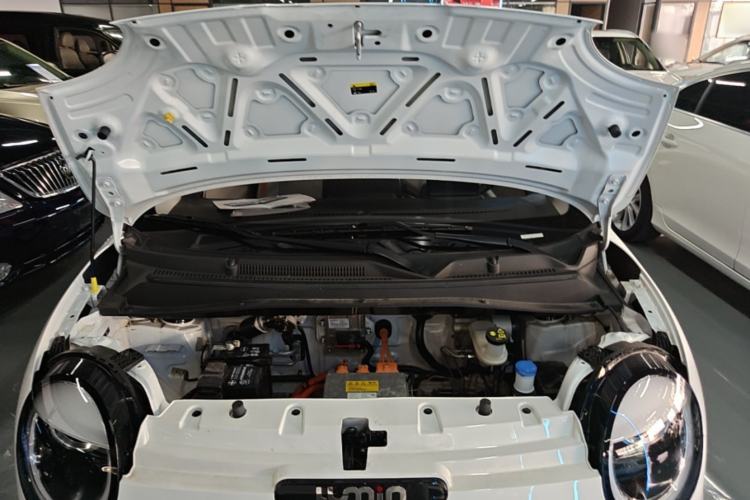 Used CHANGAN NEVO Lumin 2025 301km Honey Dew Edition Engine Bay