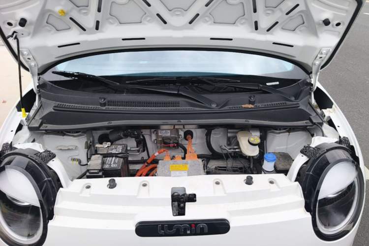 Used CHANGAN NEVO Lumin 2025 205 km Xiangqin Version Engine Bay