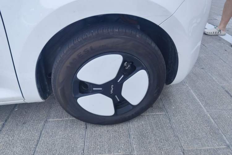 Used CHANGAN NEVO Lumin 2025 205 km Xiangqin Version Exterior 1