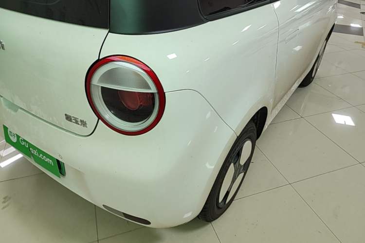 Used CHANGAN NEVO Lumin 2025 205 km Xiangqin Version Exterior 3