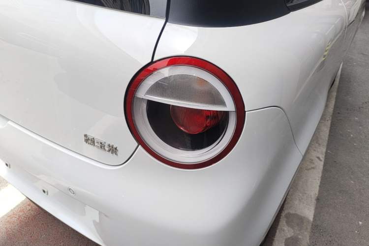 Used CHANGAN NEVO Lumin 2025 205 km Xiangqin Version Exterior 3