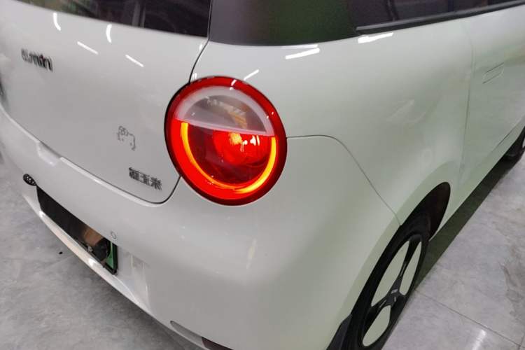 Used CHANGAN NEVO Lumin 2025 301km Honey Dew Edition Exterior 3