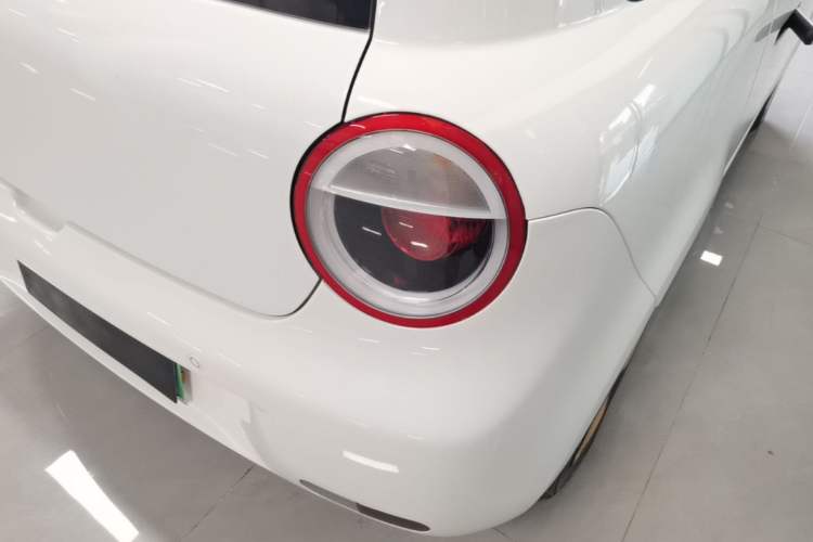 Used CHANGAN NEVO Lumin 2025 301km Honey Dew Edition Exterior 3