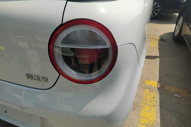 Used CHANGAN NEVO Lumin 2025 205 km Xiangqin Version Exterior 3