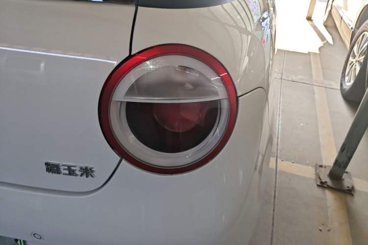 Used CHANGAN NEVO Lumin 2025 205km Refreshing Edition Exterior 3