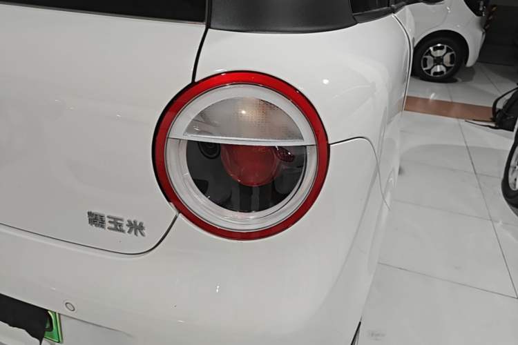 Used CHANGAN NEVO Lumin 2025 301km Honey Dew Edition Exterior 3