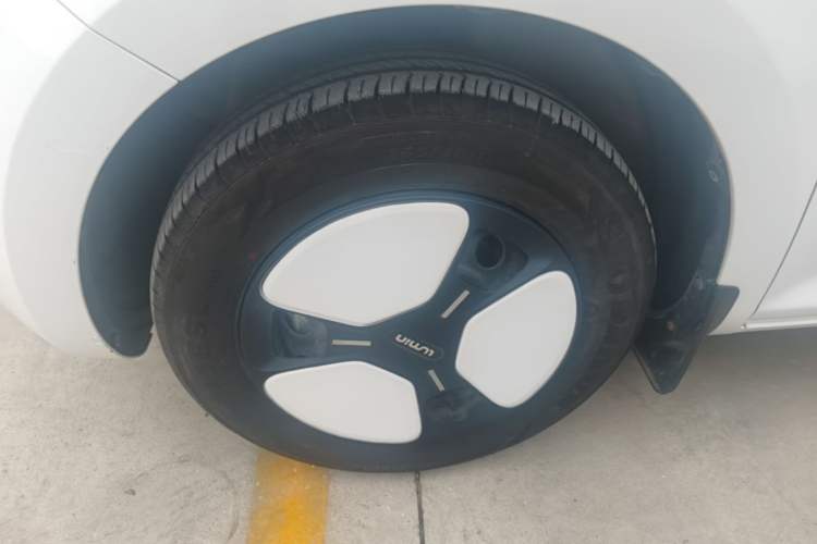 Used CHANGAN NEVO Lumin 2025 205km Refreshing Edition Exterior 4