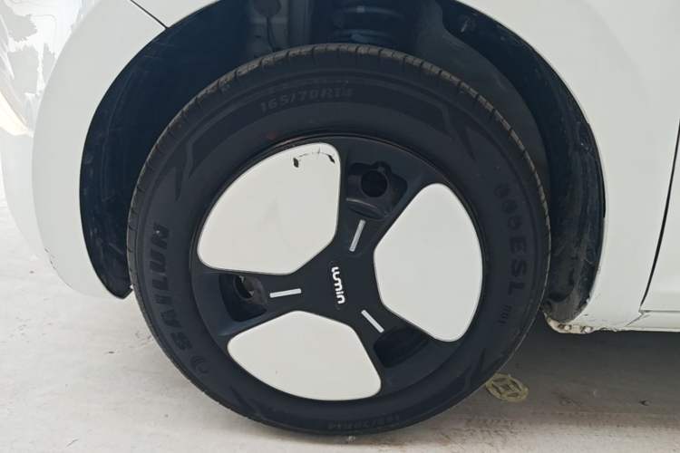 Used CHANGAN NEVO Lumin 2025 205km Refreshing Edition Exterior 4