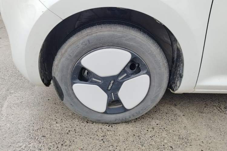 Used CHANGAN NEVO Lumin 2025 205km Refreshing Edition Exterior 4