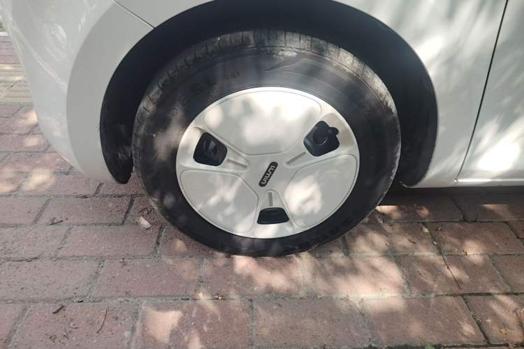 Used CHANGAN NEVO Lumin 2025 205km Refreshing Edition Exterior 4