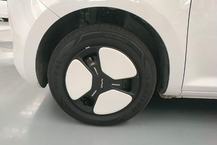Used CHANGAN NEVO Lumin 2025 205 km Xiangqin Version Exterior 4