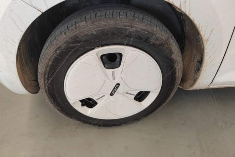 Used CHANGAN NEVO Lumin 2025 205km Refreshing Edition Exterior 4