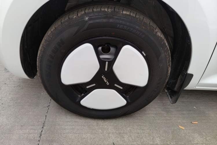 Used CHANGAN NEVO Lumin 2025 301km Honey Dew Edition Exterior 4