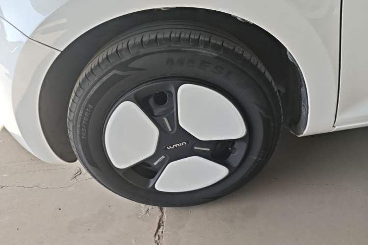 Used CHANGAN NEVO Lumin 2025 205km Refreshing Edition Exterior 4