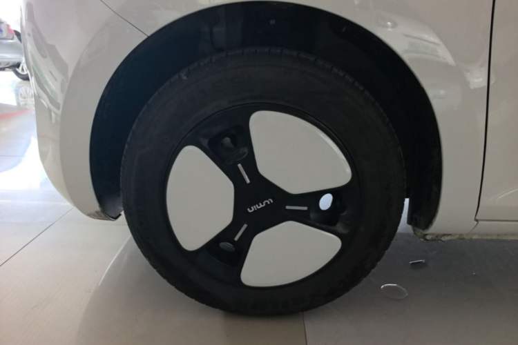 Used CHANGAN NEVO Lumin 2025 205 km Xiangqin Version Exterior 4