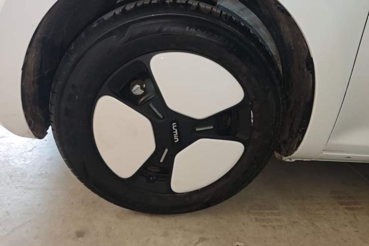 Used CHANGAN NEVO Lumin 2025 205 km Xiangqin Version Exterior 4