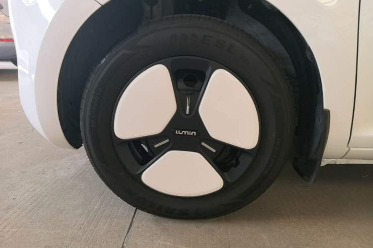 Used CHANGAN NEVO Lumin 2025 205 km Xiangqin Version Exterior 4