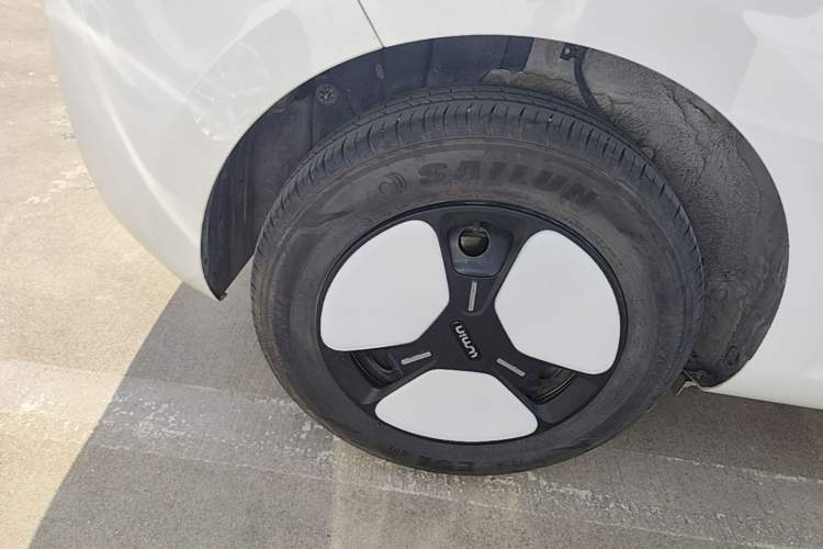Used CHANGAN NEVO Lumin 2025 205 km Xiangqin Version Exterior 5