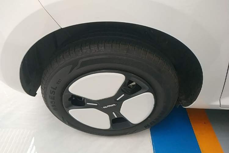 Used CHANGAN NEVO Lumin 2025 205 km Xiangqin Version Exterior 5