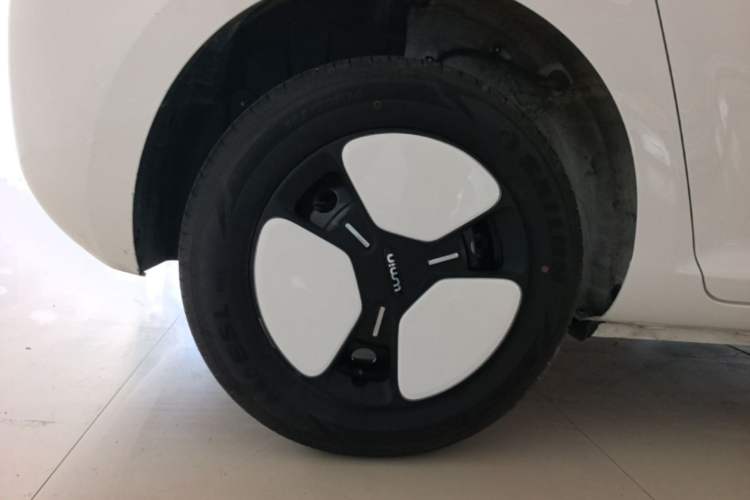 Used CHANGAN NEVO Lumin 2025 205 km Xiangqin Version Exterior 5