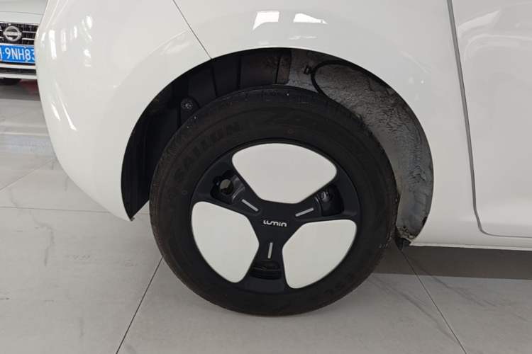 Used CHANGAN NEVO Lumin 2025 301km Honey Dew Edition Exterior 5