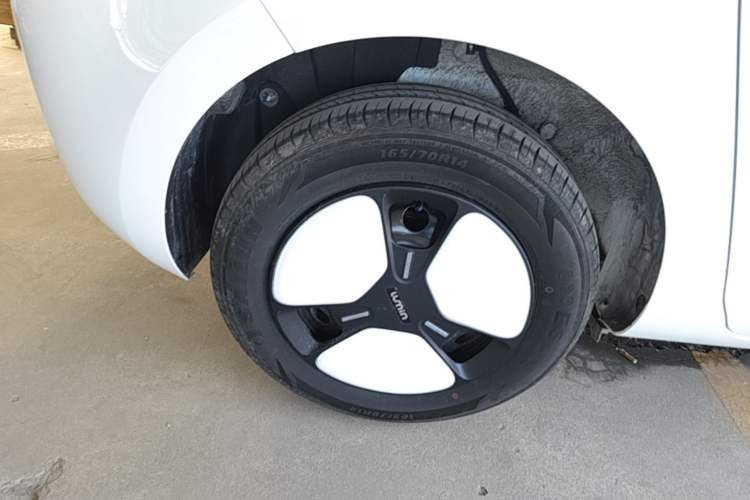 Used CHANGAN NEVO Lumin 2025 205 km Xiangqin Version Exterior 5
