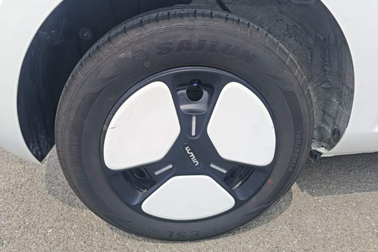 Used CHANGAN NEVO Lumin 2025 205 km Xiangqin Version Exterior 5