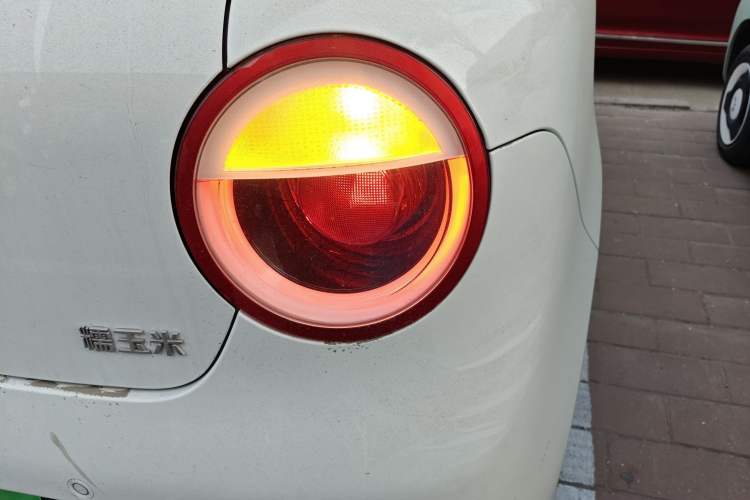 Used CHANGAN NEVO Lumin 2025 210 km Fragrant Edition Exterior 6