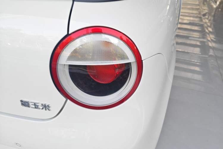 Used CHANGAN NEVO Lumin 2025 205 km Xiangqin Version Exterior 6