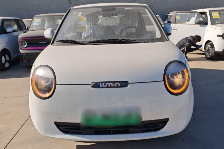 Used CHANGAN NEVO Lumin 2025 205 km Xiangqin Version Front