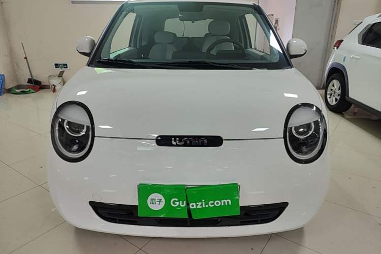 Used CHANGAN NEVO Lumin 2025 205 km Xiangqin Version Front