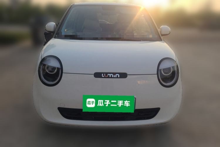 Used CHANGAN NEVO Lumin 2025 205 km Xiangqin Version Front