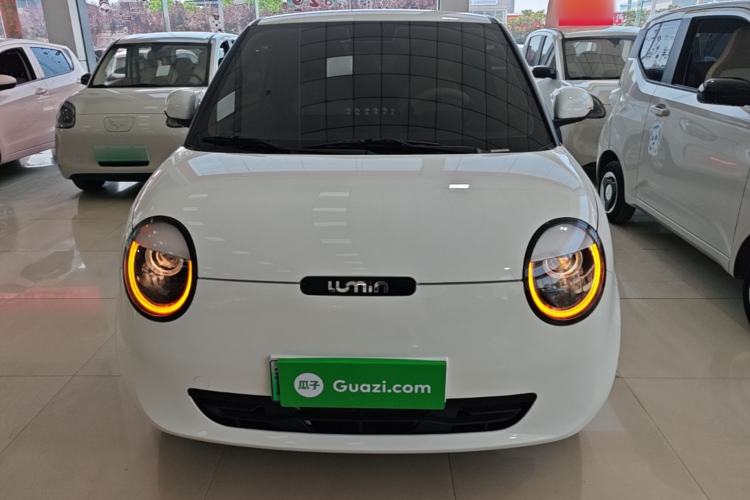 Used CHANGAN NEVO Lumin 2025 205 km Xiangqin Version Front