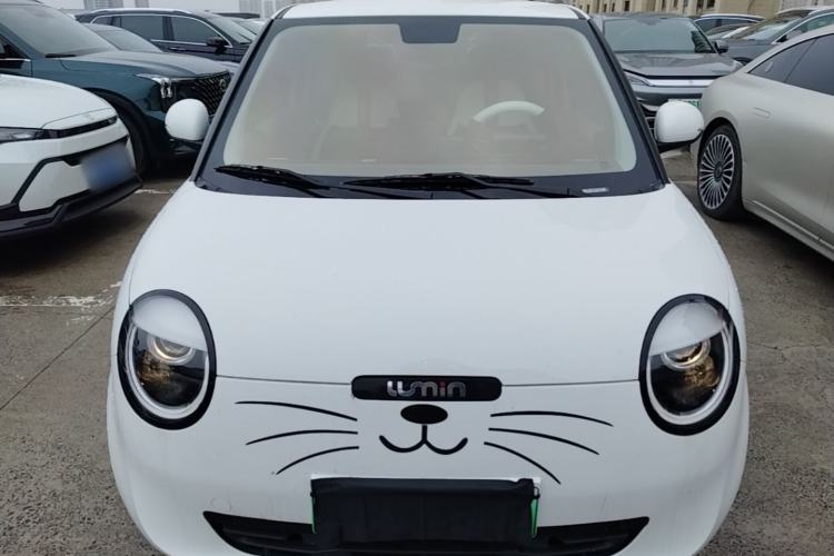 Used CHANGAN NEVO Lumin 2025 205km Refreshing Edition Front