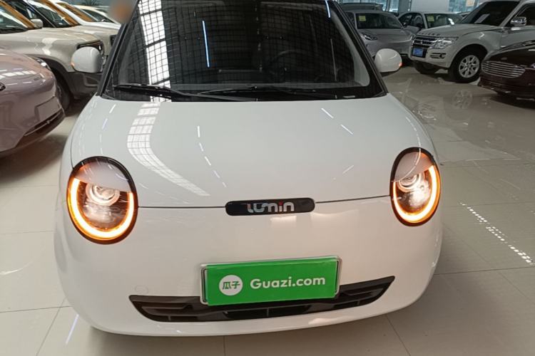 Used CHANGAN NEVO Lumin 2025 205 km Xiangqin Version Front