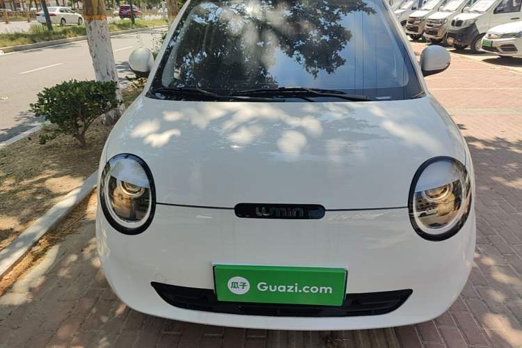 Used CHANGAN NEVO Lumin 2025 205km Refreshing Edition Front