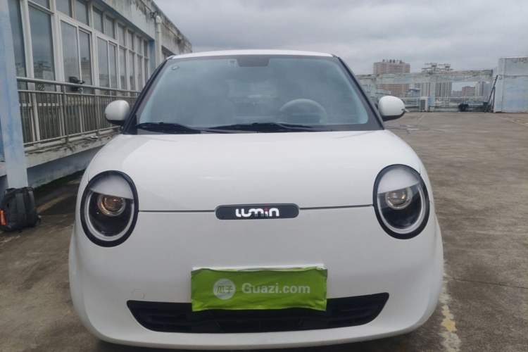Used CHANGAN NEVO Lumin 2025 205 km Xiangqin Version Front